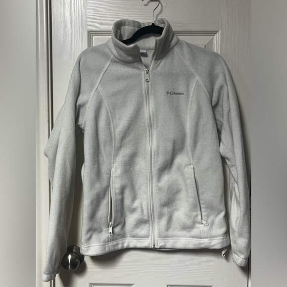 Columbia Jackets & Blazers - Columbia zip up coat